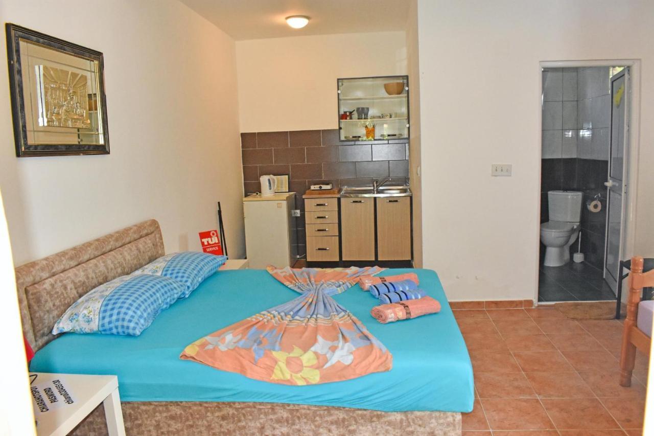Riverside Apartments Chiara Улцинь Экстерьер фото